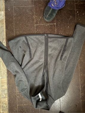 lululemon sweater size 8